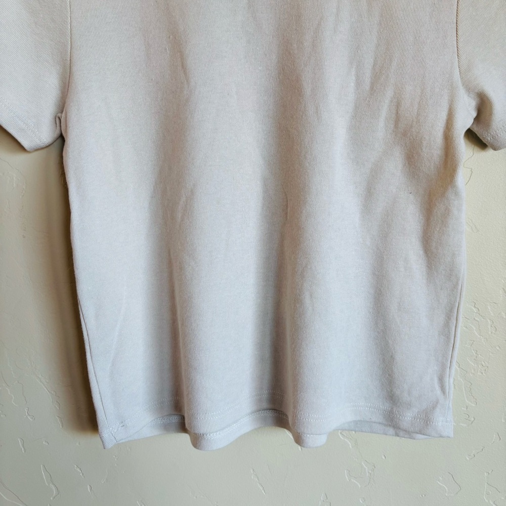 Long Live Cowgirls Graphic Tee - Picture 7 of 11